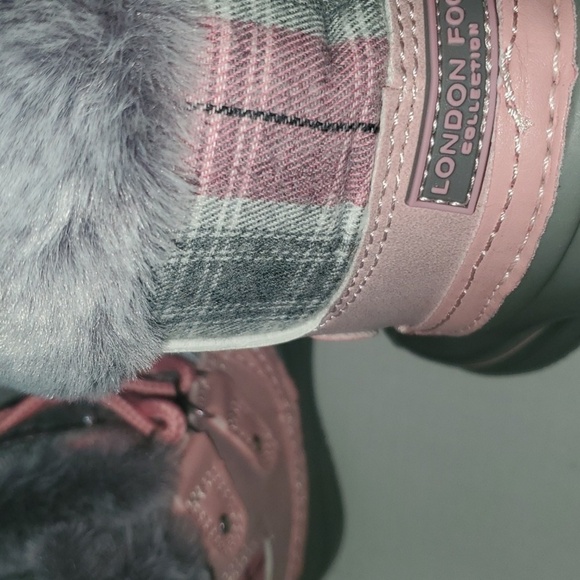 London Fog shoes girls size 6M Lil Tottenham pink / grey boots water res… - Picture 13 of 13